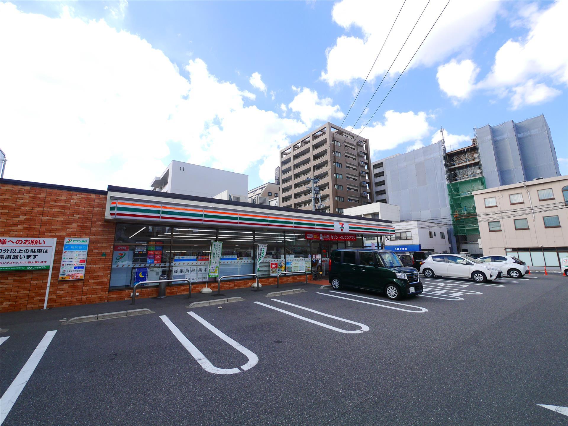 コンビニ　セブンイレブン小倉真鶴2丁目店（コンビニ）まで710m