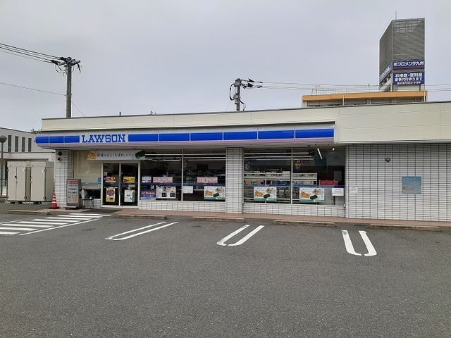 コンビニ　セブンイレブン豊田町店（コンビニ）まで650m