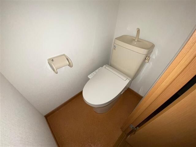 トイレ　ゆったりとした空間のトイレです