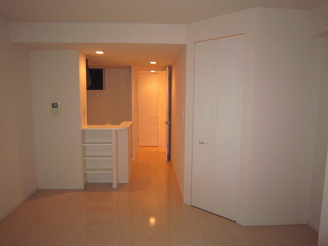 居室・リビング　写真は同マンションの別のお部屋のものです