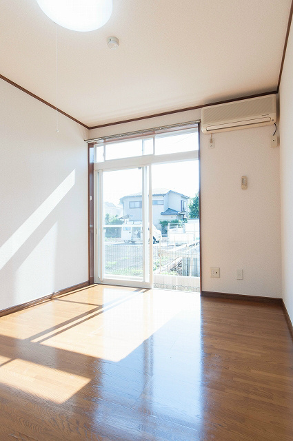 居室・リビング　洋室　※写真は今回募集の部屋とは異なります