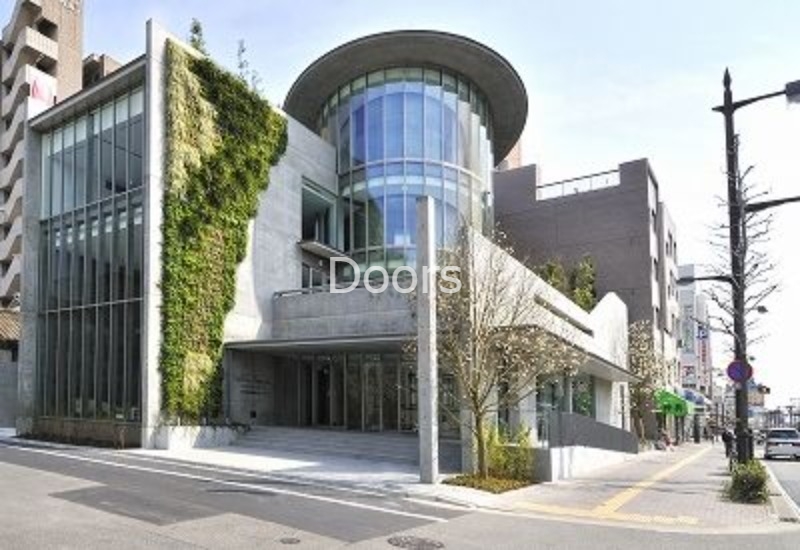 銀行　おかやま信用金庫内山下支店（銀行）まで546m