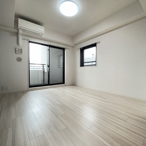 居室・リビング　同仕様タイプです