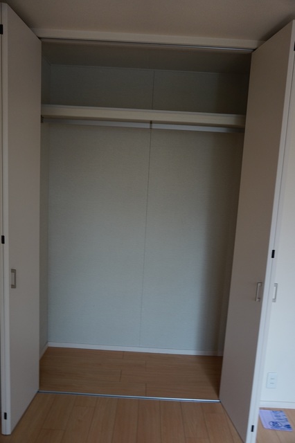 収納　増えがちな荷物をスッキリ収納できる大きめの収納です♪