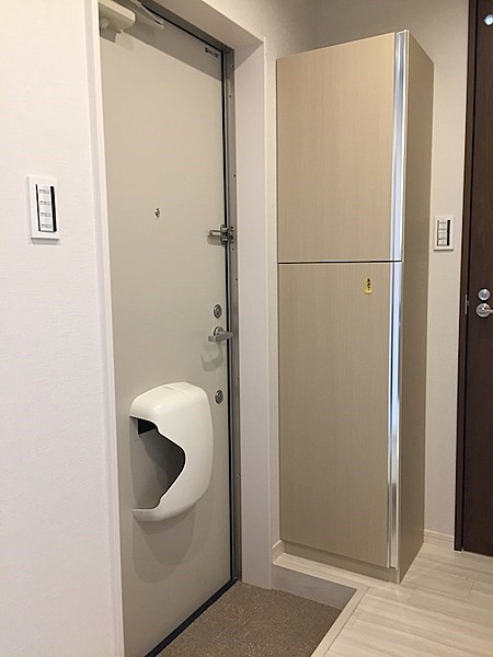 玄関　玄関部分