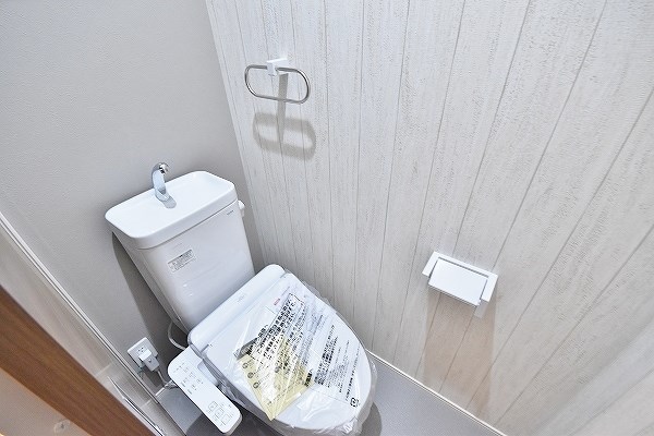 トイレ　★温水洗浄便座付トイレ★