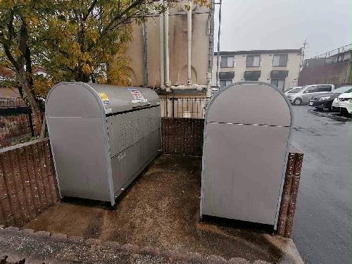 その他共有部分　大きめのダストボックスです。