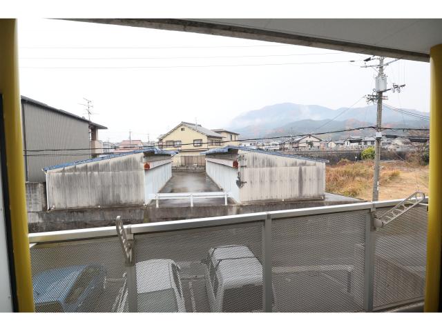 近鉄大阪線 二上駅 徒歩7分 3階建 築33年の外観写真