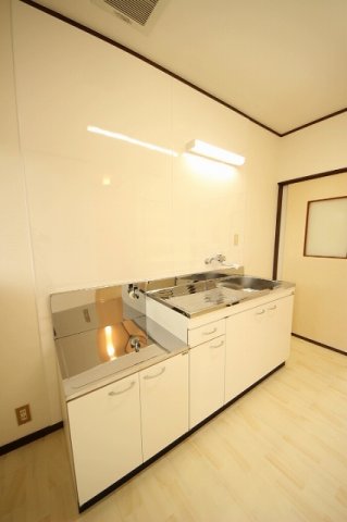 キッチン　同施工会社同型タイプの別のお部屋です