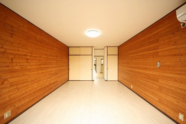 居室・リビング　同施工会社同型タイプの別のお部屋です