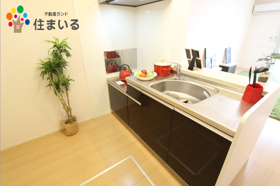 キッチン　※写真は同型タイプとなります