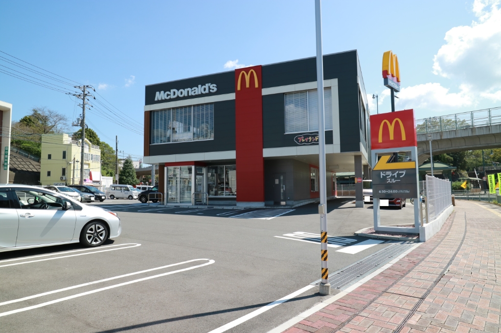 その他　マクドナルド 下関東駅店（その他）まで388m