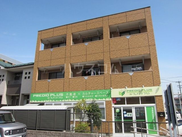 名古屋市天白区塩釜口のマンションの建物外観
