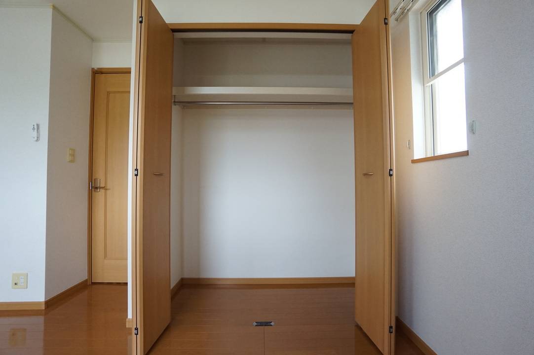 収納　クローゼット
