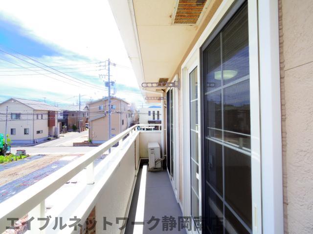 バルコニー　バルコニー付きです