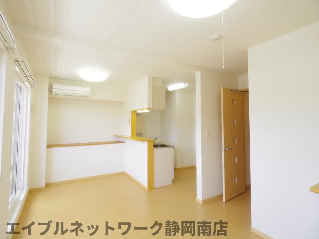 居室・リビング　おしゃれな居間です