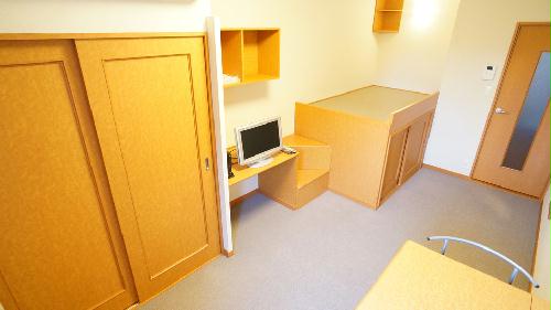 居室・リビング　同タイプ物件の為、実際とは異なる場合がございます。