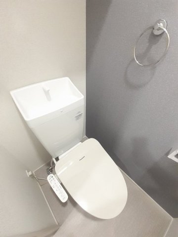 トイレ　清潔感のあるトイレです