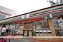 コンビニ　セブン－イレブン広島東霞町店（コンビニ）まで241m