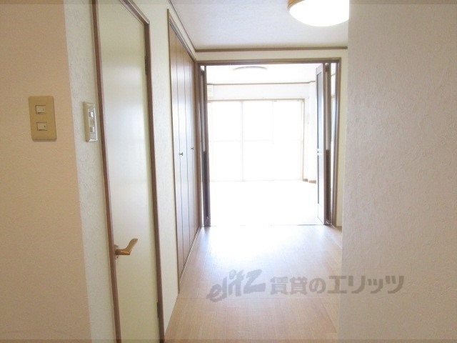 その他部屋・スペース　廊下