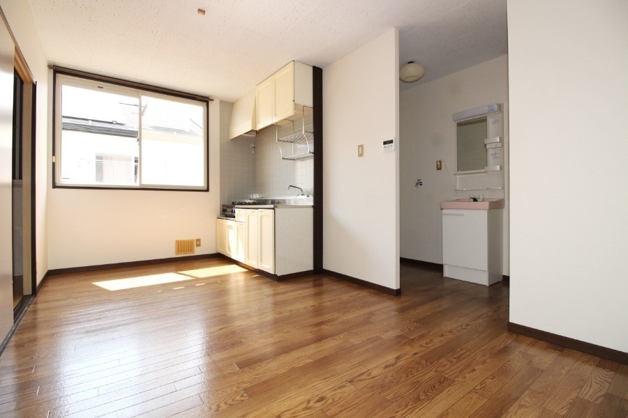 居室・リビング　DK