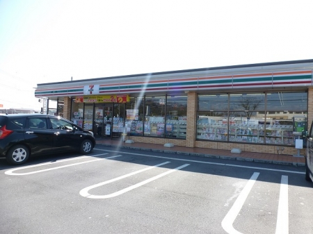 コンビニ　セブンイレブン大泉古氷店（コンビニ）まで340m
