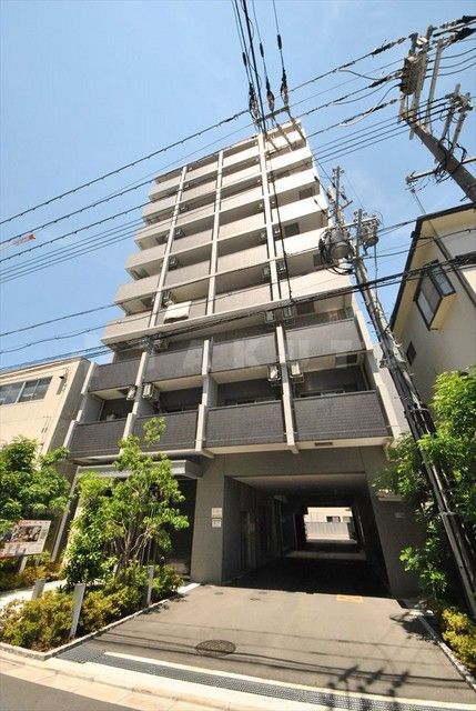 【エスリード江坂垂水町の建物外観】