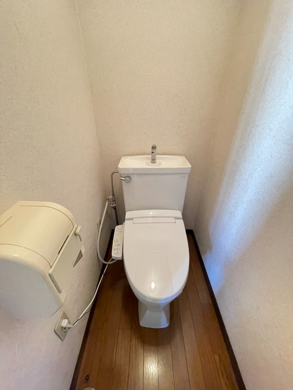 トイレ　トイレ