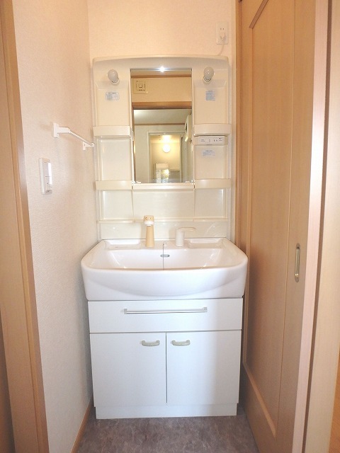 洗面設備　人気のシャンプードレッサー☆