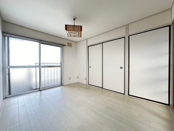 居室・リビング　※別部屋の写真です