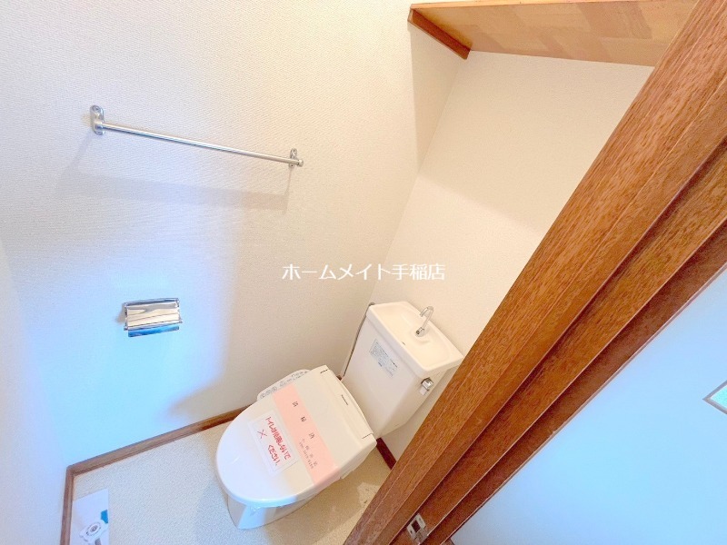 トイレ　ウォシュレット付きで快適な環境です♪