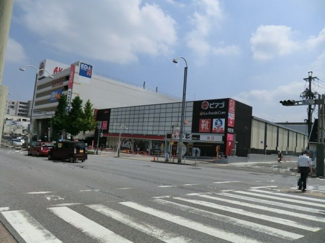 【名古屋市瑞穂区洲山町のマンションのスーパー】