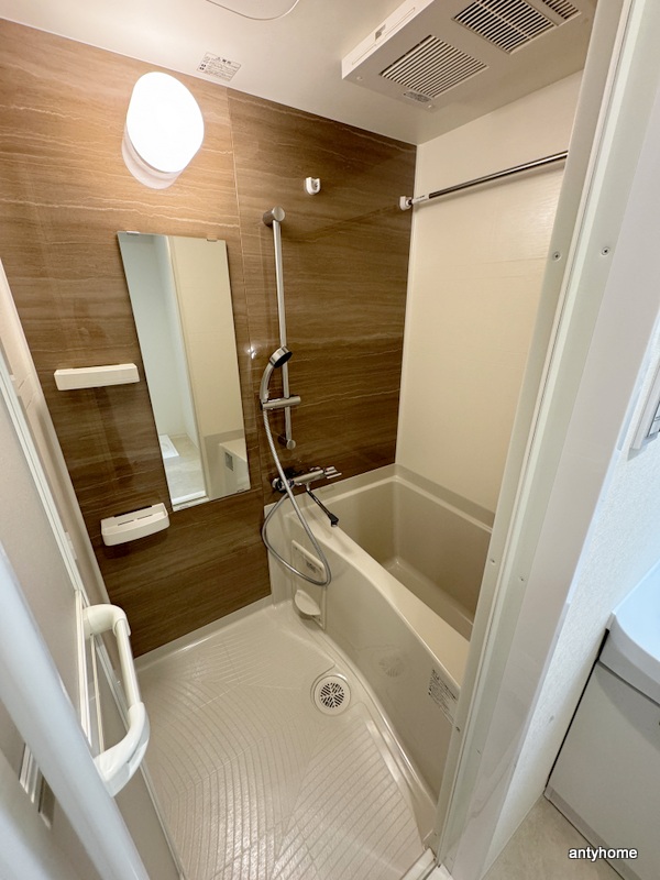 バス・シャワールーム