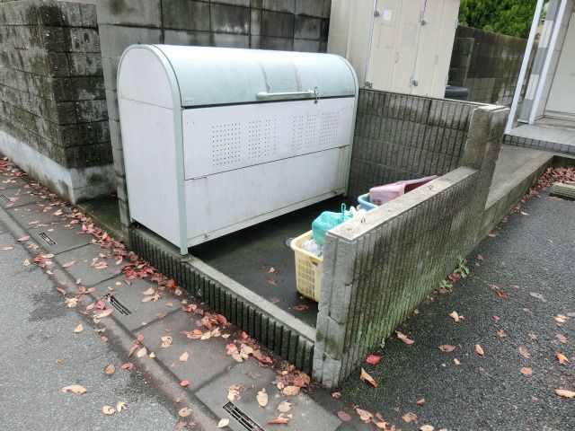 【越谷市花田のアパートのその他】