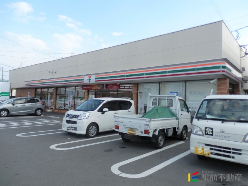 コンビニ　セブンイレブン佐賀諸富店（コンビニ）まで1000m