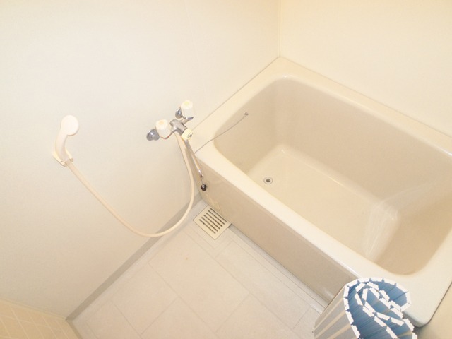 バス・シャワールーム　ゆったりバスルーム♪