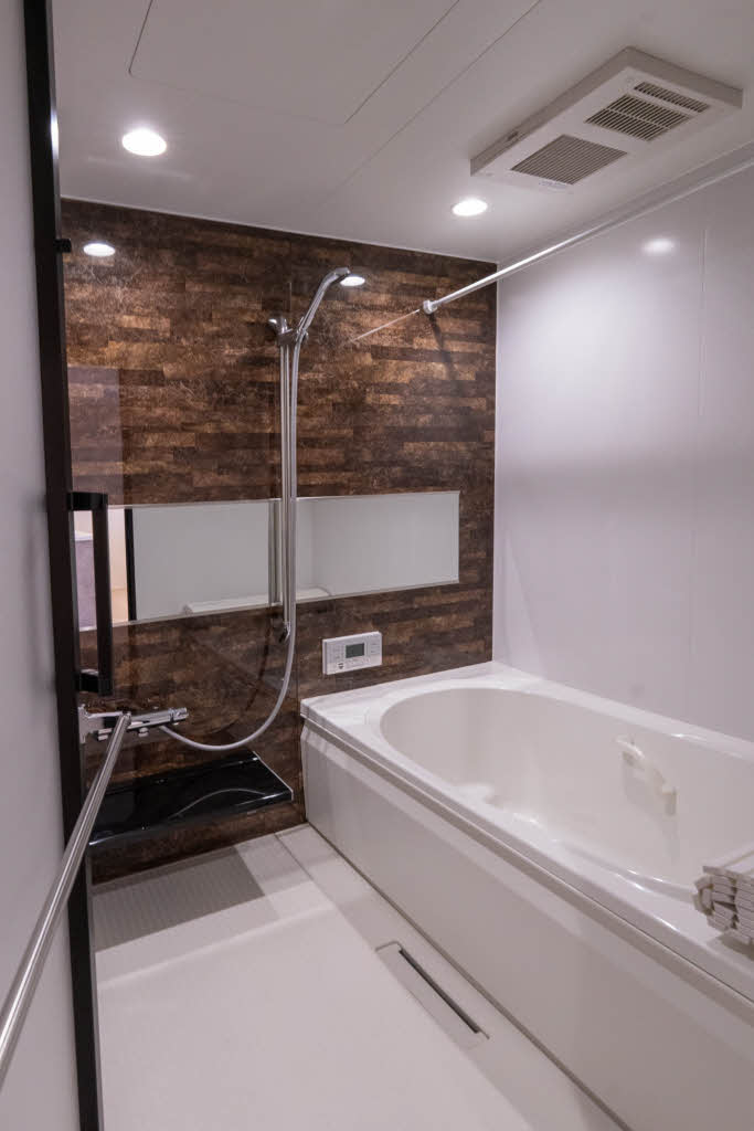 バス・シャワールーム