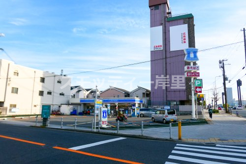 コンビニ　ローソン 西加賀屋四丁目店（コンビニ）まで305m