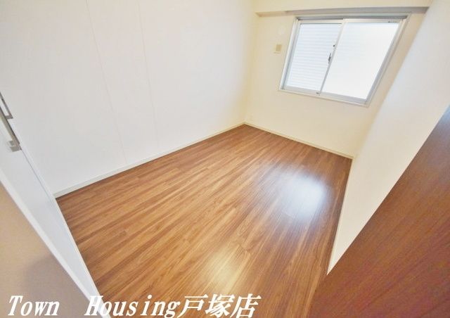 その他部屋・スペース　★★深みのある色味の洋室★★