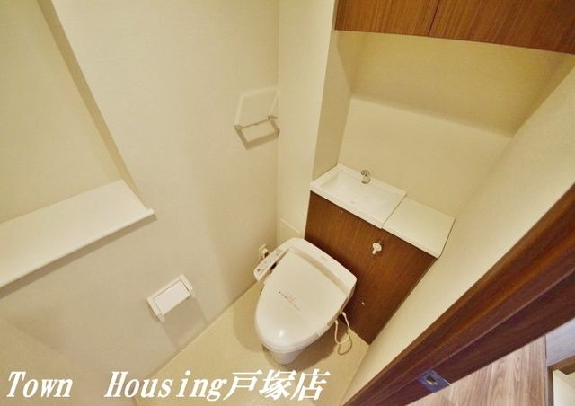 トイレ　★★うれしい温水洗浄便座実装★★