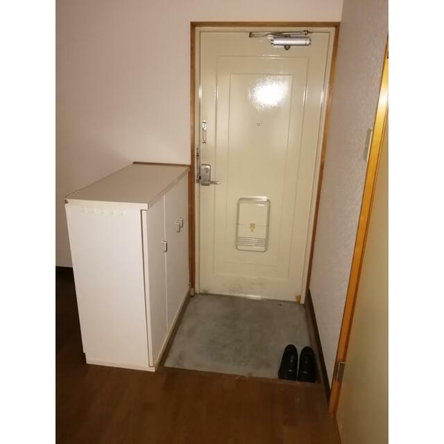 玄関　玄関・靴入れ