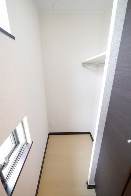 その他設備　サービスルームのクローゼット