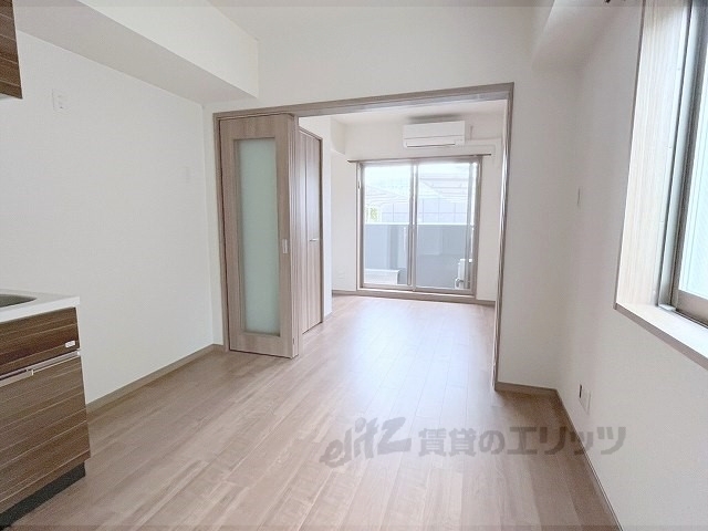 居室・リビング　洋室