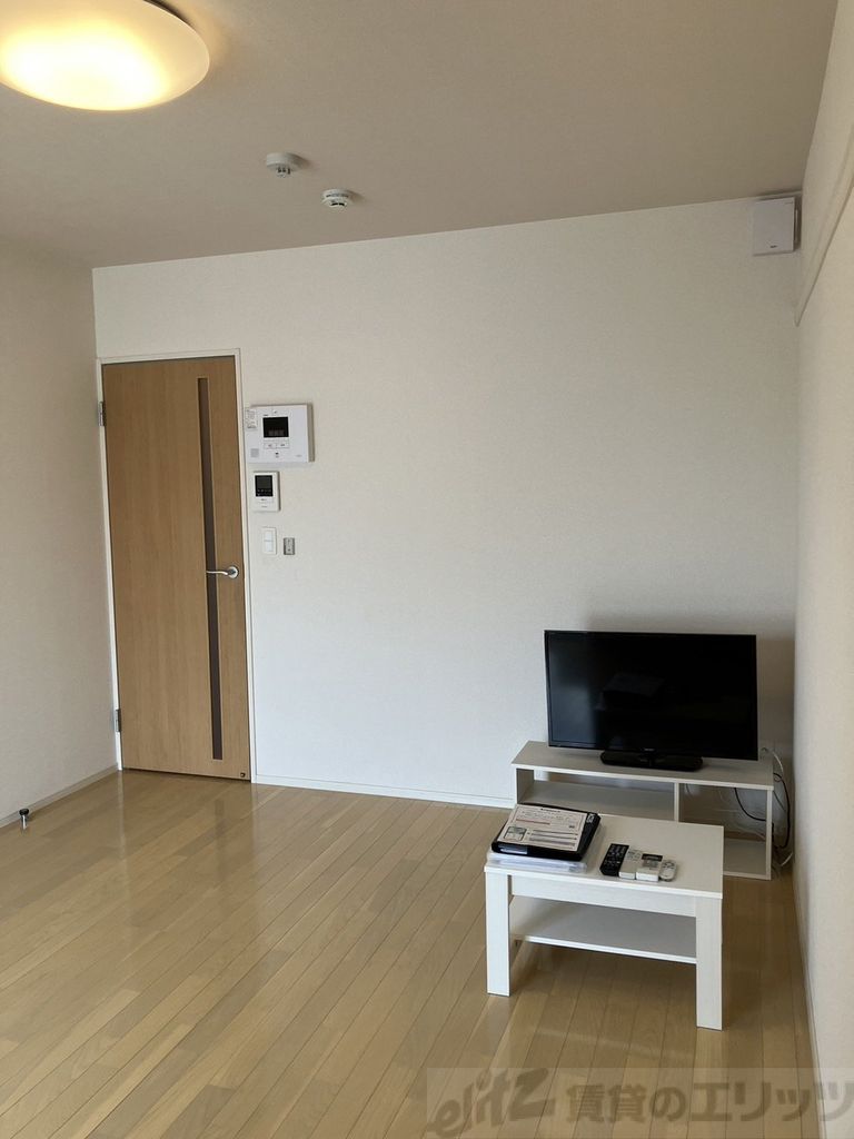 居室・リビング　下駄箱