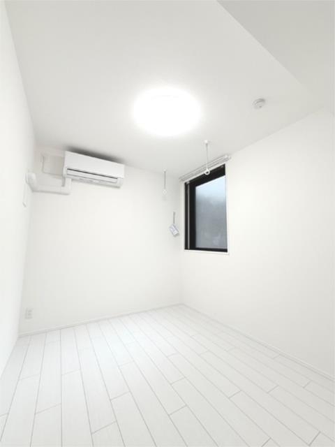 居室・リビング　?