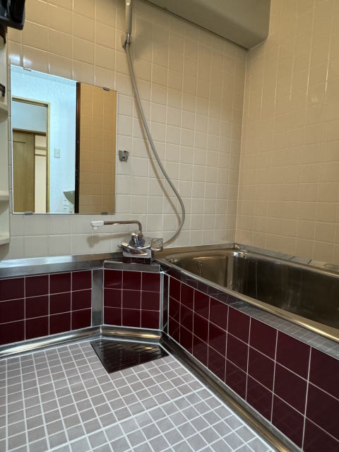 バス・シャワールーム　同仕様