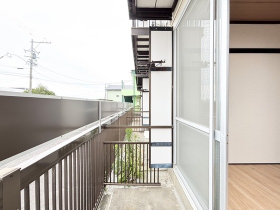 バルコニー　テラス