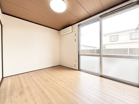 居室・リビング　リビング