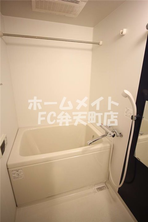 バス・シャワールーム　きれいなお風呂です