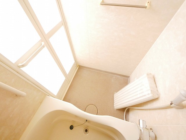 バス・シャワールーム　お風呂です